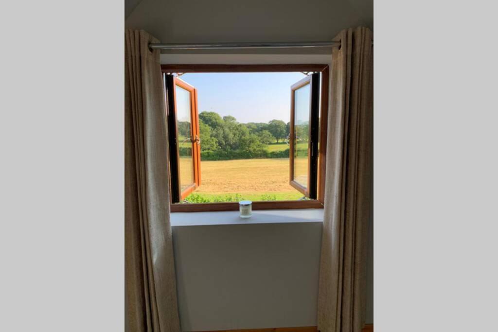 Holly Cottage, 2 Bed House, Sleeps 6 Cleobury Mortimer エクステリア 写真