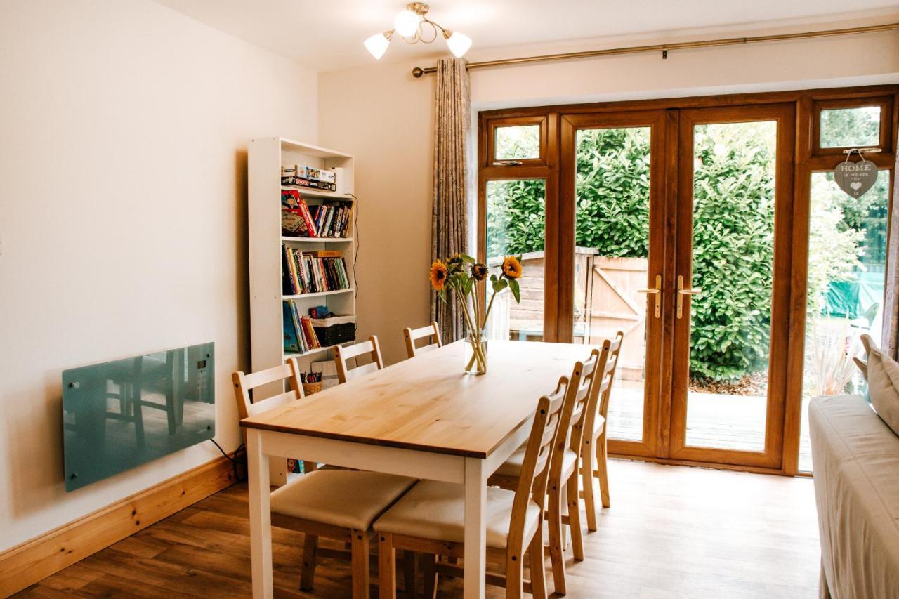 Holly Cottage, 2 Bed House, Sleeps 6 Cleobury Mortimer エクステリア 写真